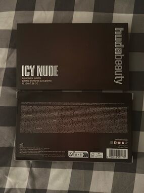 HUDA BEAUTY Icy Nude Eyeshadow Palette BRAND NEW